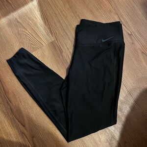 Nike Black Girls' Performance Leggings